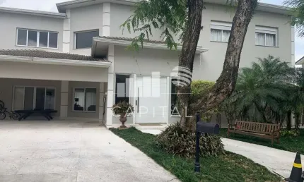Linda Casa, Com Alto Padrão de Acabamento a Venda Em Santana de Parnaíba/sp.