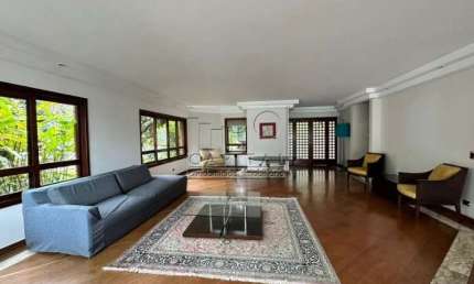 Vendo e  Alugo Casa de Esquina Em Alphaville - Santana de Parnaíba