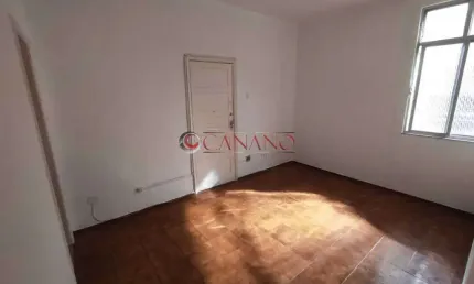 Apartamento com 2 quartos para alugar na Rua Santos Titara, Méier, Rio de Janeiro, 65 m2 por R$ 1.200