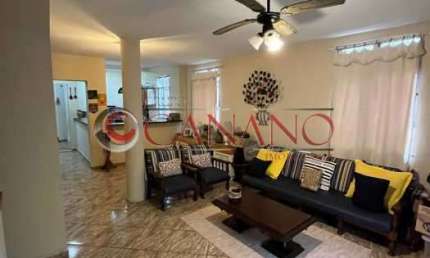 Casa com 4 quartos à venda na Rua Maranhão, Méier, Rio de Janeiro, 300 m2 por R$ 429.000