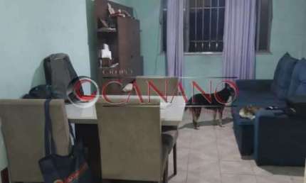 Apartamento com 2 quartos à venda na Rua Miguel Ângelo, Cachambi, Rio de Janeiro, 72 m2 por R$ 160.000
