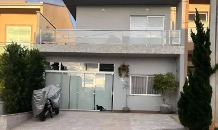 Casa com 3 dormitórios à venda, 160 m² por R$ 1.050.000 - Jardim Carolina - Jundiaí/SP