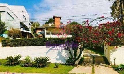 Casa para LOCAÇÃO no condomínio Capital Ville, localizada na cidade de Cajamar/SP.