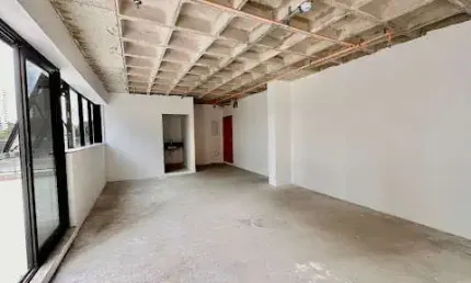Sala comercial para VENDA, localizada no edifício Ufizzi Medical &amp; Business Center, no CENTRO da cidade de Jundiaí.