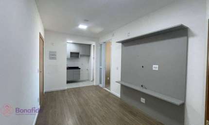 Apartamento com 2 dormitórios para alugar, 51 m² por R$ 2.922,37/mês - Vila Galvão - Jundiaí/SP