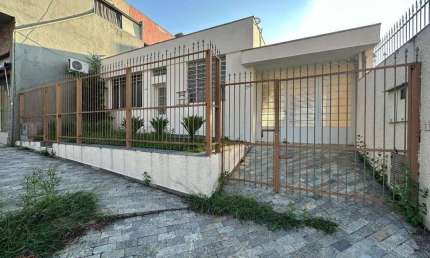 Casa para LOCAÇÃO, localizada no bairro Anhangabaú, em Jundiaí/SP.