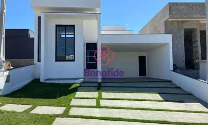 Casa para VENDA localizada no condomínio PHYTUS, em Cabreúva/SP.