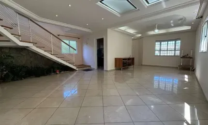 Sobrado com 3 dormitórios para alugar, 258 m² por R$ 8.223,00/mês - Jardim Liberdade - Jundiaí/SP