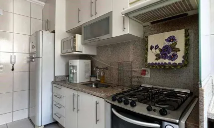 Apartamento com 3 dormitórios à venda, 72 m² por R$ 586.000,00 - Vila Della Piazza - Jundiaí/SP
