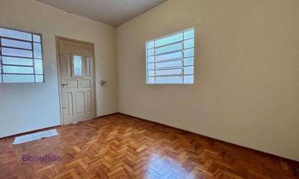 Casa com 2 dormitórios para alugar, 75 m² por R$ 2.820,00/mês - Vila Vianelo - Jundiaí/SP