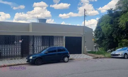 Casa com 3 dormitórios à venda, 198 m² por R$ 698.000,00 - Jardim Messina - Jundiaí/SP