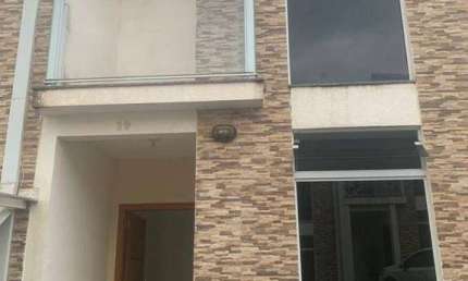 Casa com 2 dormitórios à venda, 140 m² por R$ 290.000 - Nova Trieste - Jarinu/SP