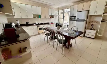 Casa para venda localizada no bairro vila liberdade, em jundiaí/sp.