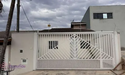 Casa com 3 dormitórios à venda, 76 m² por R$ 640.000,00 - Medeiros - Jundiaí/SP