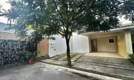Casa para locação localizada no bairro jardim ermida, em jundiaí/sp.