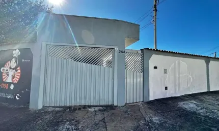 Casa com 3 dormitórios à venda, 190 m² por r$ 900.000,00 - cidade santos dumont - jundiaí/sp