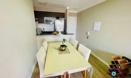 Lindo Apartamento - 2 Dormitórios com Armários - 1 vaga