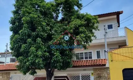 Sobrado 3 suítes na Campesina - 4 vagas - Residencial e Comercial