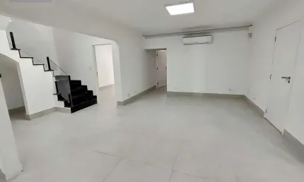 Casa comercial para alugar na Rua das Rosas, 494, Mirandópolis, São Paulo
