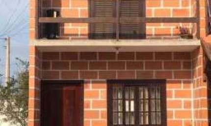 VENDE-SE SOBRADO EM CONDOMINIO PONTAL SANTA MARINA 270