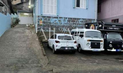 Casa com 4 quartos à venda em Reolon, Caxias do Sul 