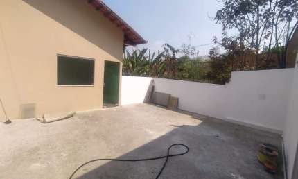 Casa com 3 quartos à venda na Rua Palmeiras, Colonial, Contagem por R$ 390.000