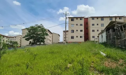 Terreno à venda na Rua das Rosas, Vila Verde, Betim por R$ 120.000