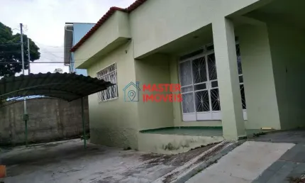 Casa com 3 quartos à venda na Jeupira, Novo Eldorado, Contagem por R$ 420.000