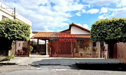 Casa com 3 quartos à venda na Olinto Diniz, Industrial, Contagem por R$ 1.100.000