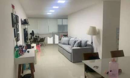 Apartamento no Recreio, Rio de Janeiro, com 3 quartos (2 suítes), varanda fechada vidro, cozinha planejada; 2 vagas; churrasqueira, salão de festas;