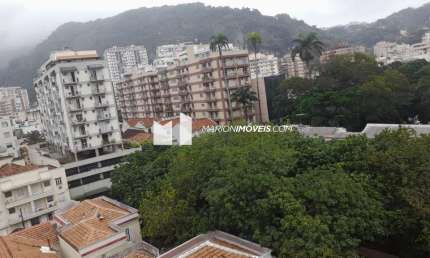 Apartamento à venda em Botafogo, Rio de Janeiro, 2 quartos, área de serviço, suíte de serviço; vista livre, ao lado do metrô. Fds.Vaga. Portaria 24 hs