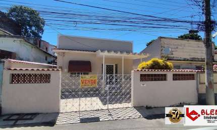 Venda Casa de 02 Quartos em vila residencial em Santa Cruz-RJ
