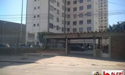 Apartamento 2 Quartos semimobiliado, com RGI no centro de Santa Cruz-RJ