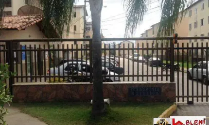 Apartamento de 2 Quartos, Condomínio Matélica em Santa Cruz - RJ.