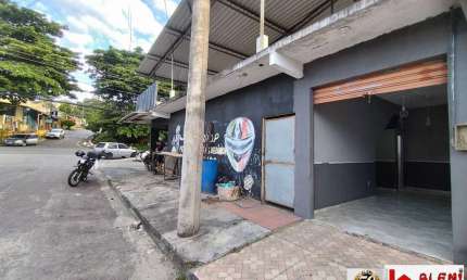 Ponto comercial para alugar na Rua Iara Barros, 01, Sepetiba, Rio de Janeiro