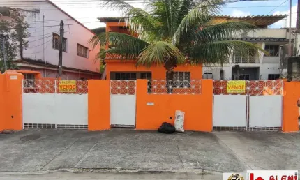 02 Casas independentes em Área Nobre de Santa Cruz - RJ