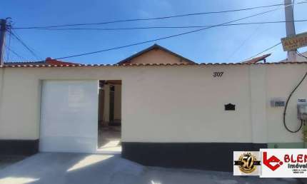 Casa 2 Quartos toda reformada em área nobre de Santa Cruz-RJ
