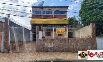 Casa com 3 Pavimentos- venda/Aluguel para fins comerciais em Santa Cruz- RJ