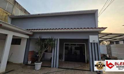CASA  COM 03 QUARTOS COM PISCINA EM SANTA CRUZ - RJ