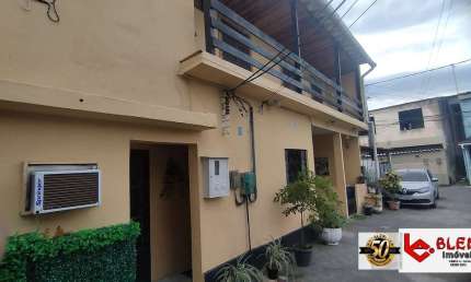 SOBRADO  COM 4 QUARTOS COM VARANDA E SUITE EM VILA RESID. EM SANTA CRUZ- RJ