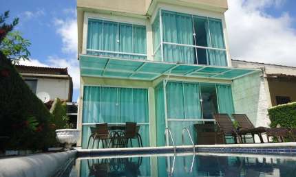 CASA DUPLEX COM 2 SUÍTES NO BAIRRO SERRAMAR EM RIO DAS OSTRAS RJ