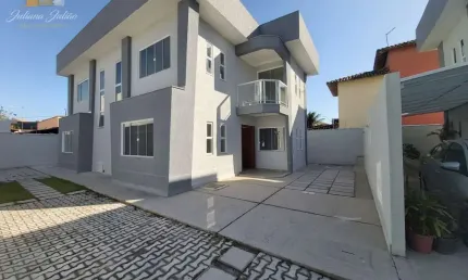 CASA DUPLEX COM 3 QUARTOS SENDO 1 SUÍTE A VENDA NO BAIRRO EXTENSÃO DO BOSQUE EM RIO DAS OSTRAS RJ