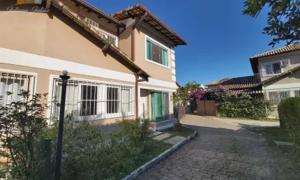 CASA DUPLEX COM 4 QUARTOS SENDO 1 SUÍTE A VENDA NO JARDIM MARILÉA EM RIO DAS OSTRAS RJ