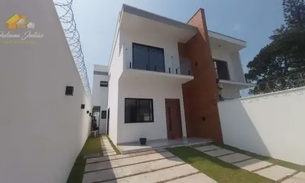 CASA DUPLEX COM 4 QUARTOS SENDO 3 SUÍTES A VENDA NO COSTAZUL EM RIO DAS OSTRAS RJ