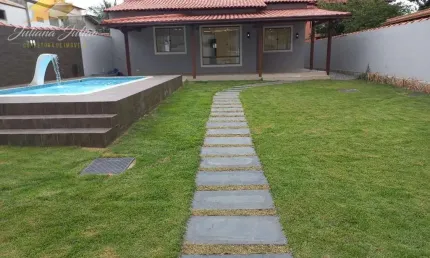 CASA LINEAR COM 3 QUARTOS SENDO 2 SUÍTES A VENDA NO BAIRRO JARDIM CAMPOMAR EM RIO DAS OSTRAS RJ
