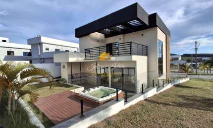 CASA DUPLEX EM ALTO PADRÃO COM 3 SUÍTES A VENDA NO ALPHAVILLE 3 EM RIO DAS OSTRAS RJ
