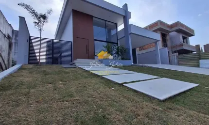 CASA LINEAR EM ALTO PADRÃO COM 3 SUÍTES A VENDA NO CONDOMÍNIO ALPHAVILLE EM RIO DAS OSTRAS RJ