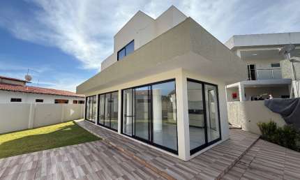 Casa Duplex a Venda no Condominio Green Woods - 4 suites
