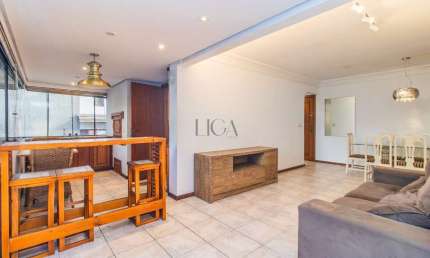 Apartamento com 3 quartos para alugar na Rua Anita Garibaldi, 1076, Mont Serrat, Porto Alegre por R$ 4.600