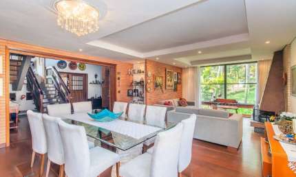 Casa em condomínio fechado com 4 quartos à venda na Avenida da Cavalhada, 5205, Cavalhada, Porto Alegre por R$ 3.200.000